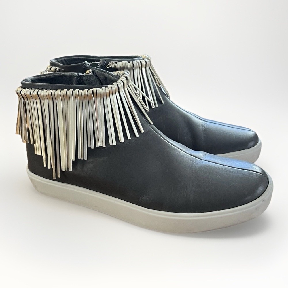 Carrano Metal Fringe Ankle Boots Gray Leather Ankle Boots Women's Size 5 Bold